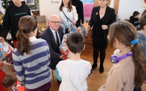 Spotkanie świąteczno -noworoczne z rodzinami zastępczymi (11)