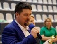 „XVI Halowych Mistrzostw Radnych i Pracowników Samorządowych W Piłce Nożnej O Puchar Starosty Kieleckiego”.