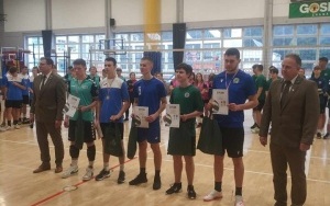 Mistrzostwa Szkół Powiatu Kieleckiego w piłce siatkowej  (8)