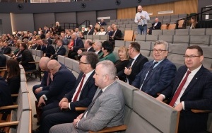 Podpisanie umów na remonty dróg powiatowych (1)
