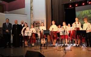 Powiatowy Dzień Babci i Dziadka (13)