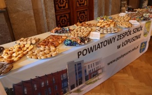 Słodkie wypieki uczniów PZS w Łopusznie (2)