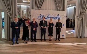 Bal maturalny w Powiatowym Zespole Szkół w Chęcinach (3)