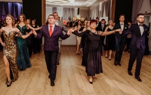 Bal maturalny w Powiatowym Zespole Szkół w Chęcinach (11)