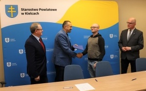 Osoby niepełnosprawne ze wsparciem na własną działalność (11)
