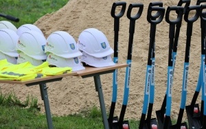 Rusza budowa internatu w Łopusznie (7)