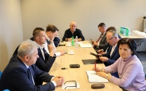 Komisja Dróg Komunikacji i Budownictwa  (2)