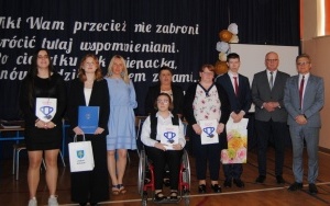 Zakończenie roku szkolnego maturzystów  (1)