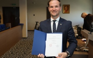  Zaprzysiężenie Rady Powiatu w Kielcach VII Kadencji  (10)