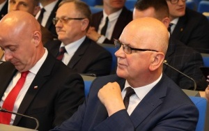 I sesja Rady Powiatu w Kielcach (16)