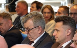 I sesja Rady Powiatu w Kielcach (18)