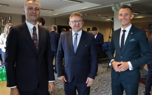 I sesja Rady Powiatu w Kielcach (15)