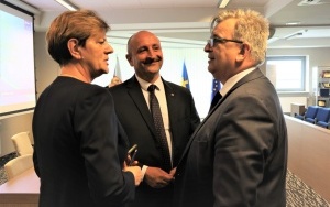 I sesja Rady Powiatu w Kielcach (16)