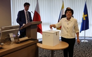 I sesja Rady Powiatu w Kielcach (11)