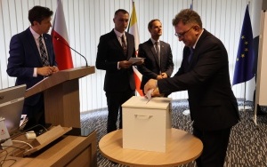 I sesja Rady Powiatu w Kielcach (11)