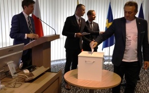I sesja Rady Powiatu w Kielcach (12)