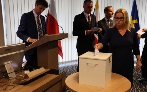 I sesja Rady Powiatu w Kielcach (15)