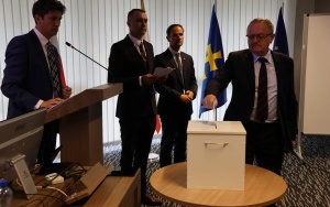 I sesja Rady Powiatu w Kielcach (3)