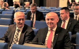 I sesja Rady Powiatu w Kielcach (4)