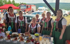 Zespoły śp[iewacze i KGW z Nowej Słupi (6)