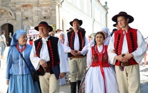 Korowód XVII Jarmarku Świętokrzyskiego (1)