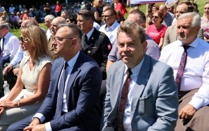 Msza na błoniach Świętego Krzyża (15)