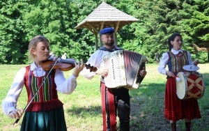 Zespoły z gm. Bieliny (2)