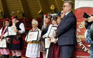 Buskie spotkania z folklorem  (12)