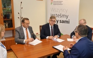 Podpisanie umów o dofinansowanie z PFRON (2)