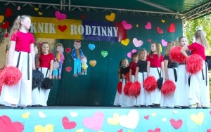 Piknik rodzinny w szkole w Chmielniku (5)