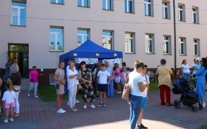 Piknik rodzinny w szkole w Chmielniku (2)