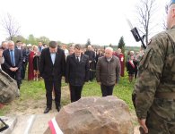 W hołdzie generałowi