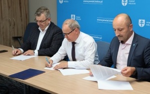 Wsparcie na remont drogi w Nowej Słupi (3)
