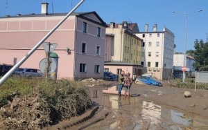 Zniszczenia po powodzi (7)