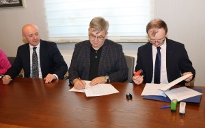 Podpisanie umowy (4)