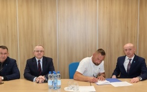 Podpisanie umów (4)