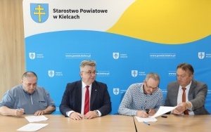 Podpisanie umów (5)