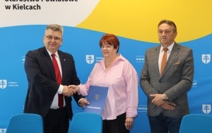 Podpisanie umów (1)