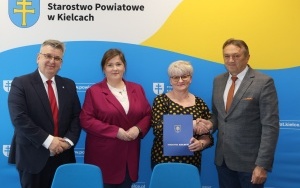 Podpisanie umów (3)