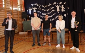 Spotkanie profilaktyczne dla uczniów w Chęcinach i Bodzentynie (9)