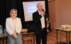 Spotkanie profilaktyczne dla uczniów w Chęcinach i Bodzentynie (10)