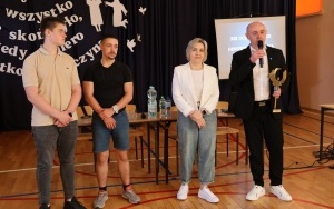 Spotkanie profilaktyczne dla uczniów w Chęcinach i Bodzentynie (11)