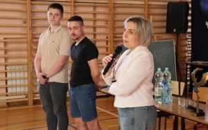 Spotkanie profilaktyczne dla uczniów w Chęcinach i Bodzentynie (11)