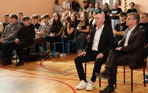 Spotkanie profilaktyczne dla uczniów w Chęcinach i Bodzentynie (6)