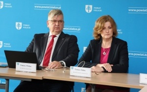 Posiedzenie Powiatowego Zespołu Zarządzania Kryzysowego  (10)