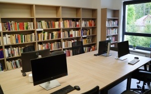 Biblioteka w Zagnańsku (6)