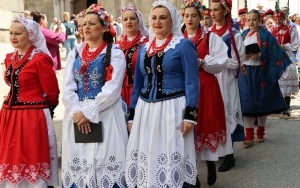 XVIII Jarmark Świętokrzyski - Korowód i Msza (9)