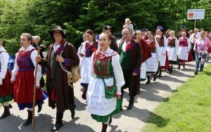 XVIII Jarmark Świętokrzyski - Korowód i Msza (9)