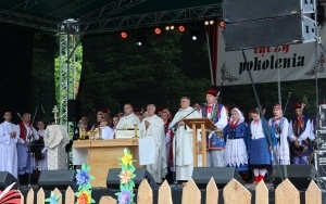 XVIII Jarmark Świętokrzyski - Korowód i Msza (17)