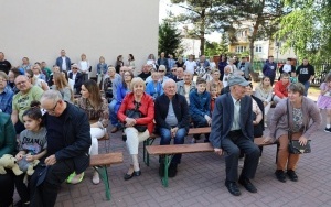 Niezapominajkowy Piknik Rodzinny w Chmielniku  (2)